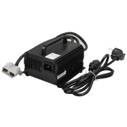 Ladegerät 24V 10A für...